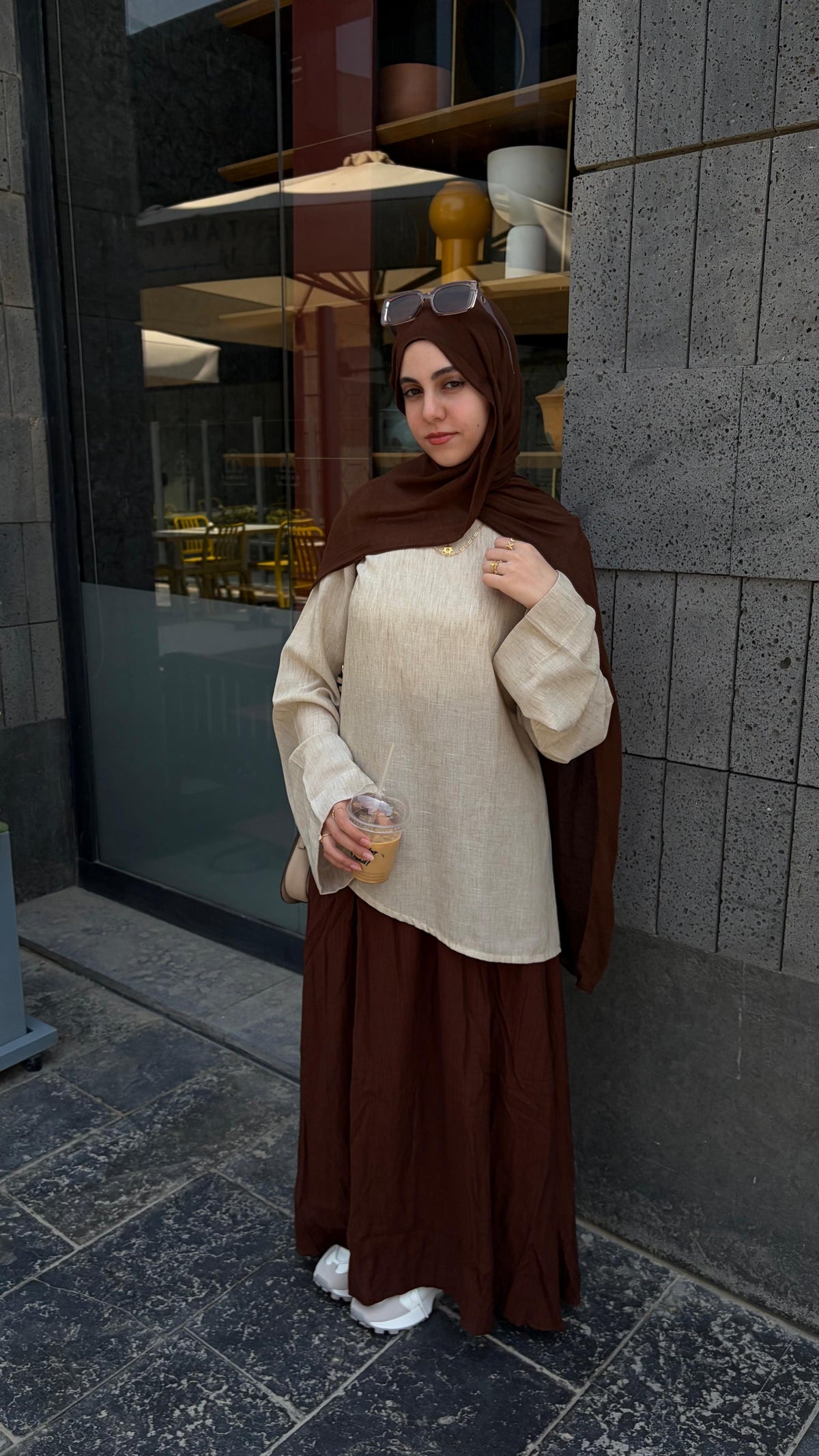 Flow sleeves top in Beige
